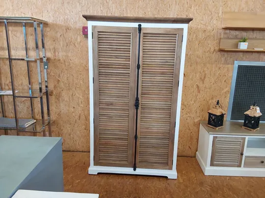 Schrank Comtois