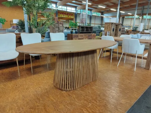 Tisch Chalonvillars