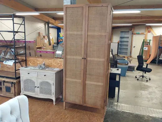 Schrank Pasadena
