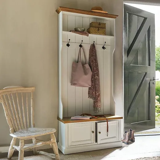 Garderobe Colchester 