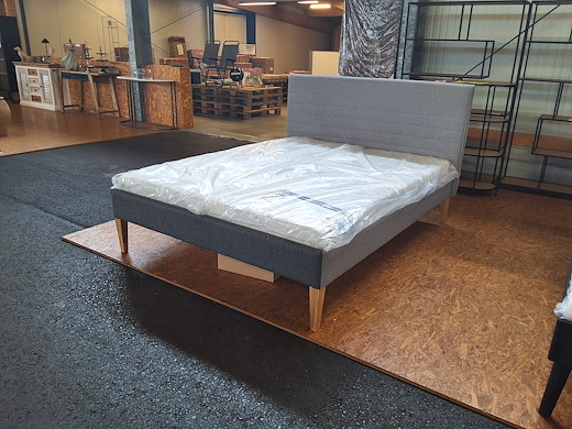 Bett Taviano komplett 160er